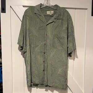 Men's Green Leaf Print Casual Button Down Shirt